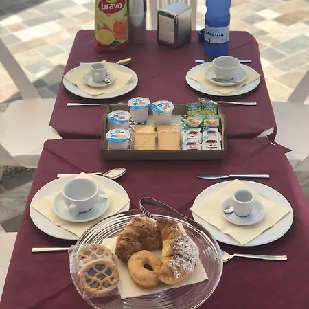 La Ruota Oda ve Kahvaltı