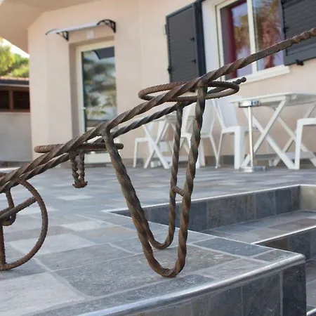 Bed and Breakfast La Ruota Terrasini